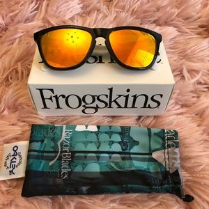 Oakley Black and White Frogskins Sunglasses